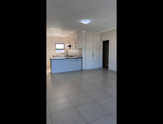 3 BEDROOM APARTMENT TO LET IN PARKLANDS